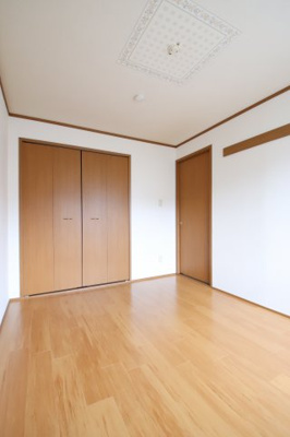 【寝室】 | ブルーメ・バージェ