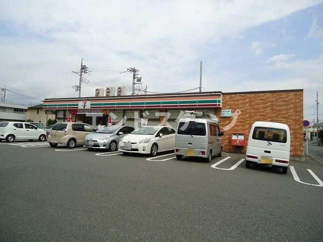 ルチアーノの周辺|セブンイレブン前橋南町２丁目店まで450m
高崎、前橋のお部屋探しはエンドスケープまで！お客様の理想お聞かせ下さい♪