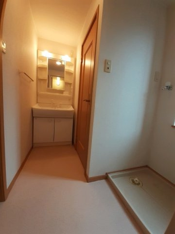 エテルノの洗面所