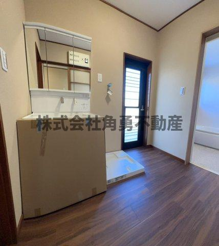 小田原市別堀　中古一戸建ての独立洗面台|洗面化粧台