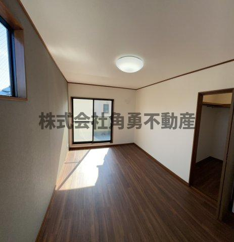 小田原市別堀　中古一戸建ての洋室|洋室
