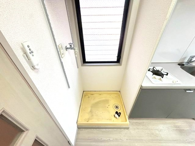 アルファビルのその他