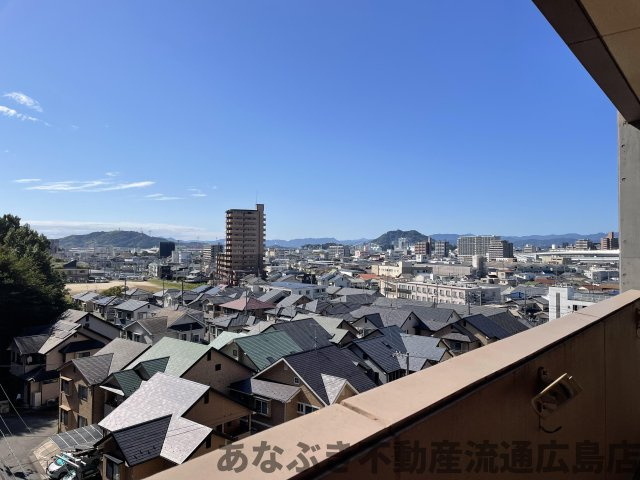 ヴィラージュ海田「緑彩の街」の展望|陽当たり、通風良好！7階のため見晴らしのよい眺望です！