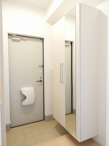 サンシャインＢの玄関|きれいな玄関です