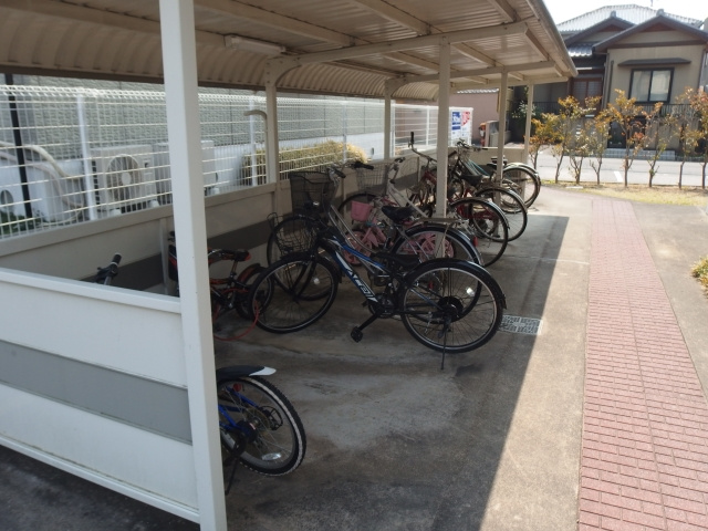 ハートホーム山本Ｄの駐車場
