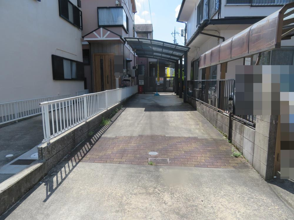 船橋本町1丁目　中古一戸建ての駐車場|駐車３台可能
■物件内覧・資金計画相談・住宅ローン相談、リフォーム相談、お問合せ受付中■
※当日・翌日のご内覧、ご相談はお電話でのお問合せがスムーズです！