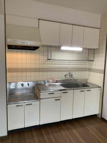 シャトレ大堀のキッチン|使いやすいキッチンです