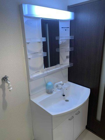 シャトレ大堀の洗面所|コンパクトで使いやすい洗面所