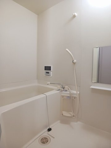 ラフィネメゾンの浴室|落ち着いた空間のお風呂です