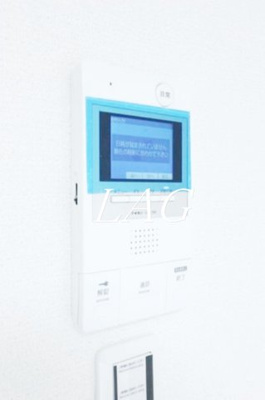 【セキュリティ】 | ベラージュ | モニター付きインターホンです。