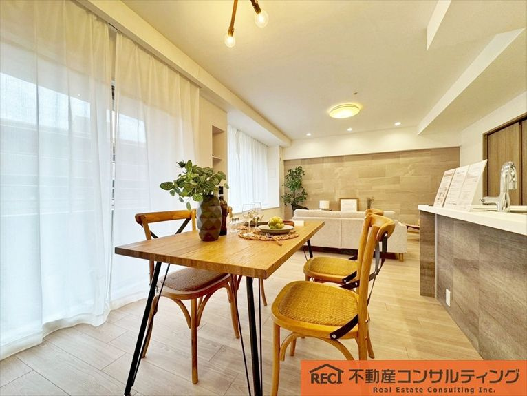 ジークレフ御影山手緑楓館の居間・リビング