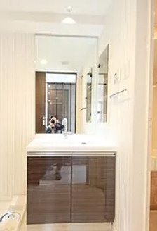 カスタリアタワー肥後橋の独立洗面台