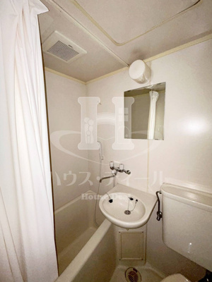 【浴室】 | コーポ十条 | 日々の疲れを癒すお風呂付です