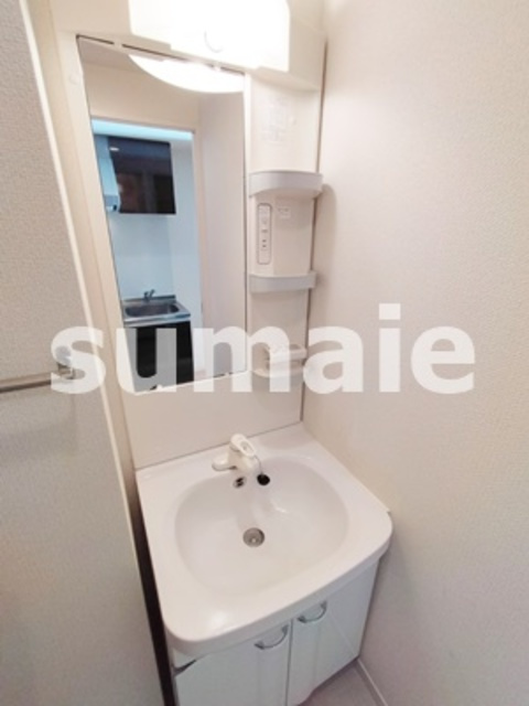 リブリ・アデーレの洗面所|使いやすい独立洗面台です。