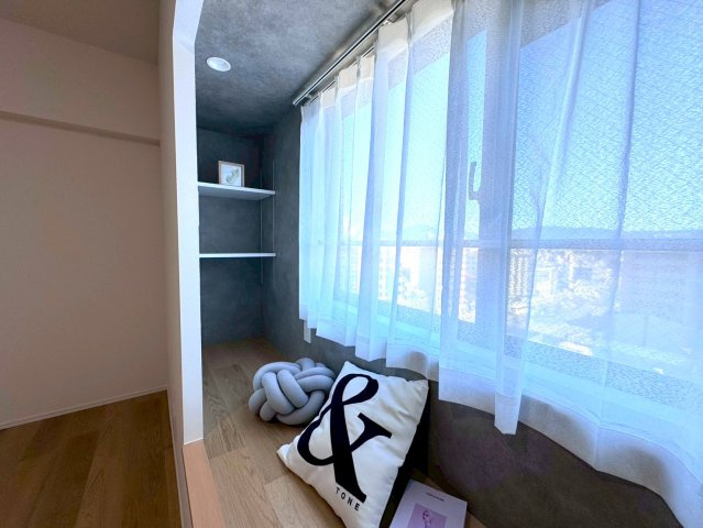 ◆令和７年９月リフォーム完了◆駅徒歩１分の至便地◆ＷＩＣ付き◆グラン・ドムール丹波口の洋室|フリースペース