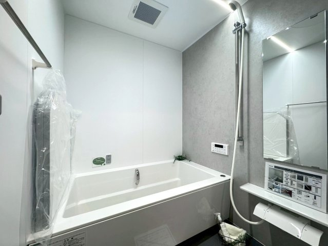 ◆令和７年９月リフォーム完了◆駅徒歩１分の至便地◆ＷＩＣ付き◆グラン・ドムール丹波口の浴室|浴室