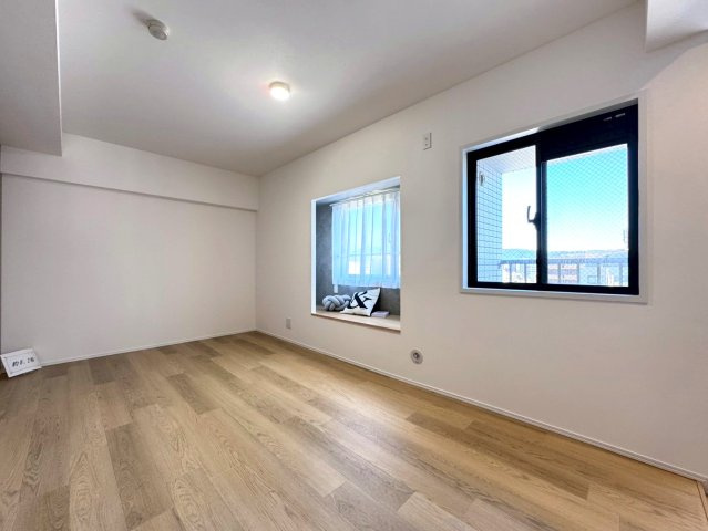 ◆令和７年９月リフォーム完了◆駅徒歩１分の至便地◆ＷＩＣ付き◆グラン・ドムール丹波口の洋室|洋室