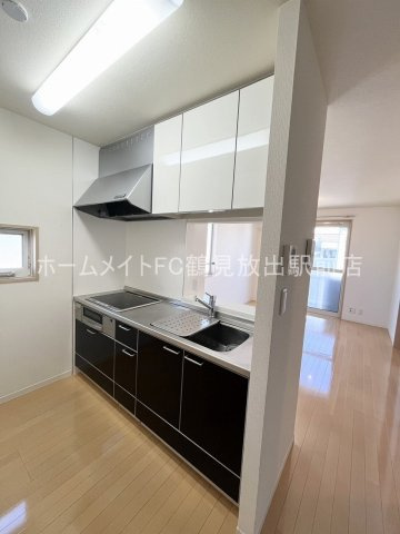 東大阪市稲田本町１丁目のアパートのキッチン