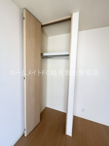 東大阪市稲田本町１丁目のアパートの収納