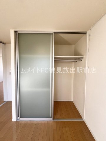 東大阪市稲田本町１丁目のアパートの収納