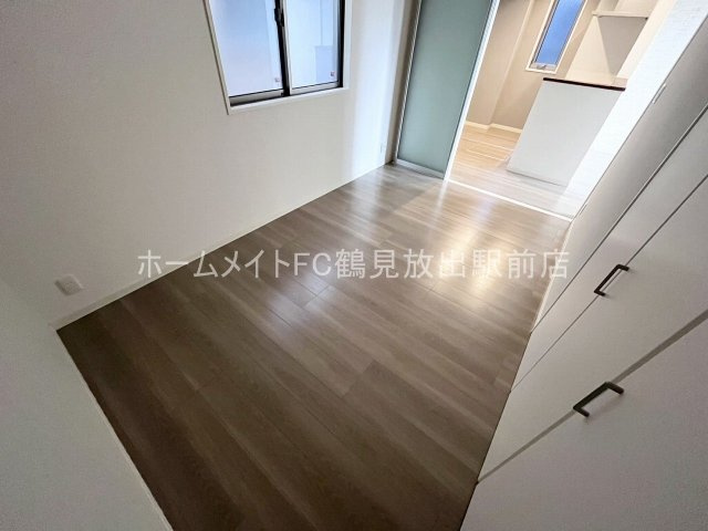 大阪市鶴見区放出東２丁目のアパートの洋室