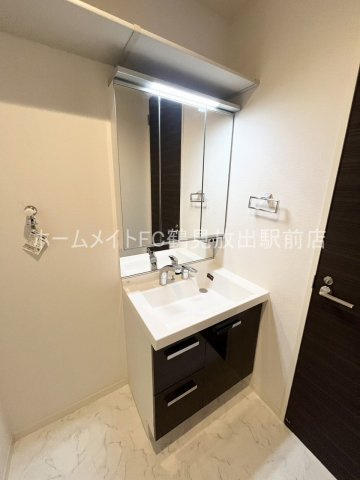 大阪市鶴見区放出東２丁目のアパートの独立洗面台