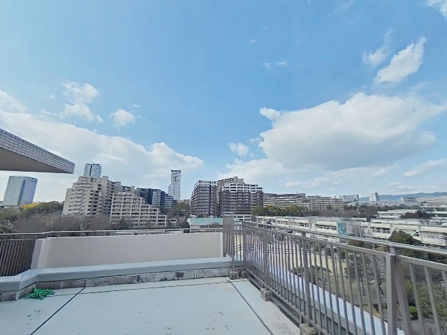ローレルコート新千里東町あかしやの丘Ⅰ番館の展望