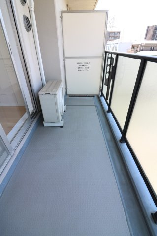 【バルコニー】
