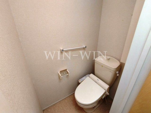 アムールのトイレ|イメージ（同建物内別部屋の写真です）