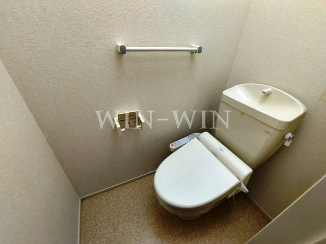 アムールのトイレ|イメージ（同建物内別部屋の写真です）