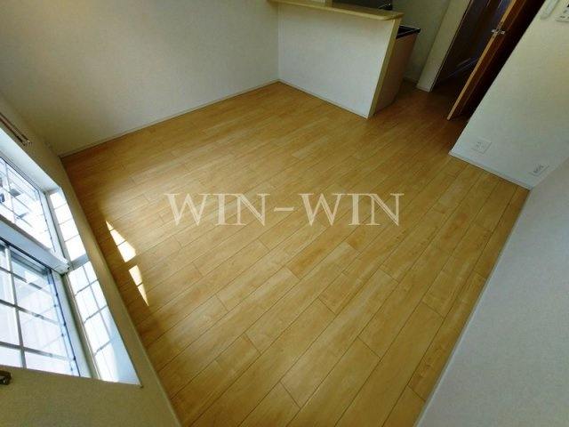 アムールの居間・リビング|イメージ（同建物内別部屋の写真です）