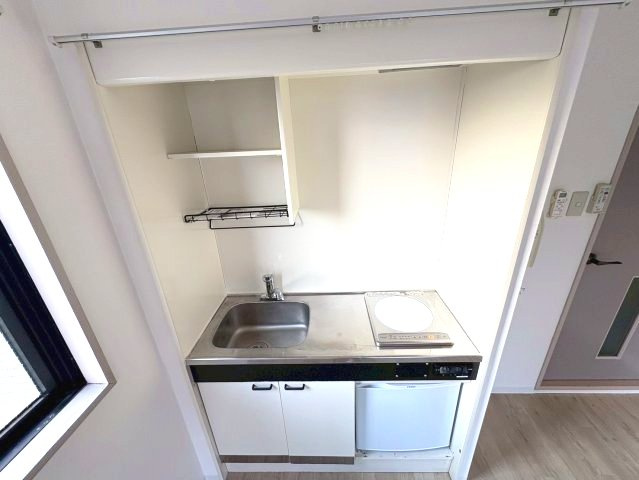 エイチ・ツーオー河内長野のキッチン