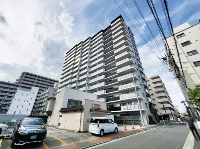 【外観】 | 本厚木駅徒歩６分【ザ・パークハウス本厚木】ペットと暮らせる多彩な利便 | 本厚木駅徒歩６分、ペット共生、床暖房、食洗機、浴室乾燥機、ディスポーザー、WIC