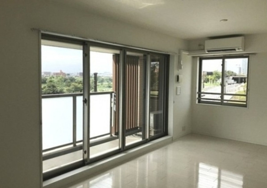 Ciment二子玉川　カウンターキッチン　オートロック　宅配BOXの居間・リビング