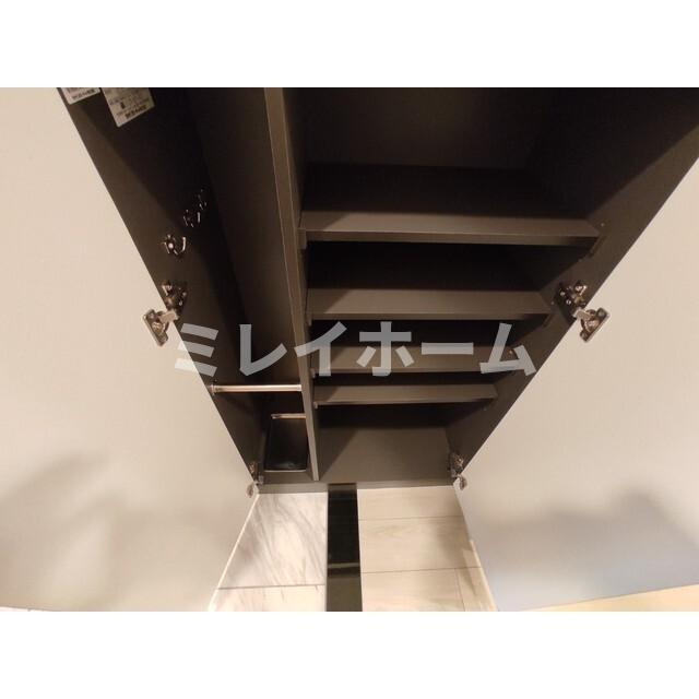 プレール・ドゥーク雪が谷大塚の玄関