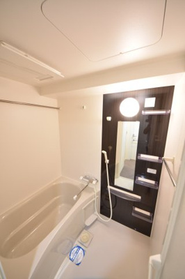 【浴室】 | セレニテ神戸元町クレア