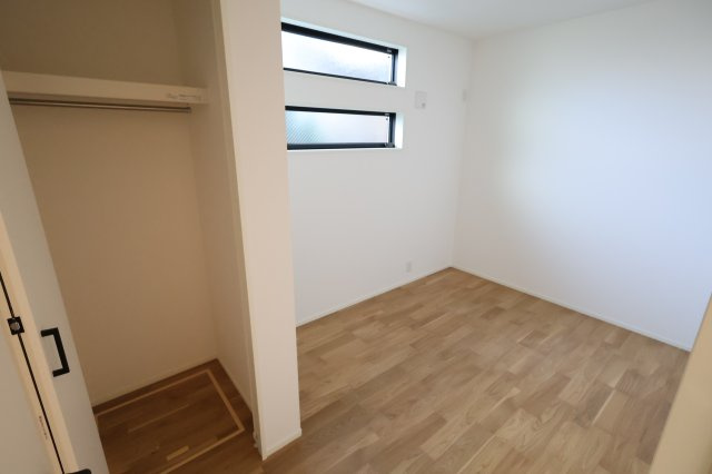 《仲介手数料無料》大宮区天沼町２丁目724-3(No.3)新築一戸建てメルディアの洋室|撮影日 2025年11月15日 13:00 晴れ