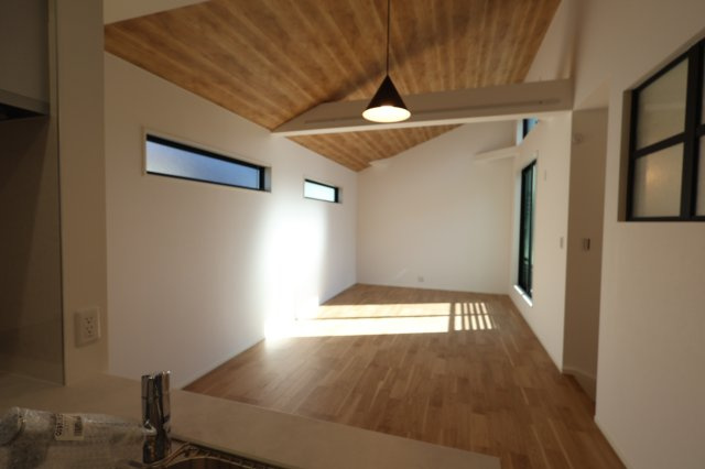 《仲介手数料無料》大宮区天沼町２丁目724-3(No.3)新築一戸建てメルディア