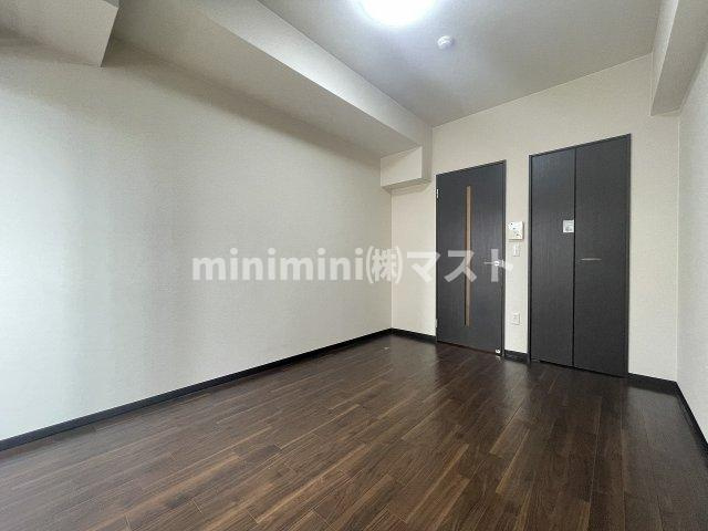 REI難波西の内装