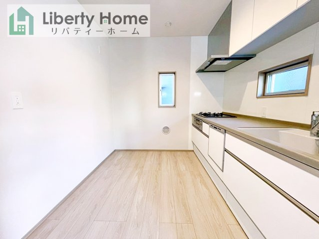 取手市中原町　新築戸建のキッチン