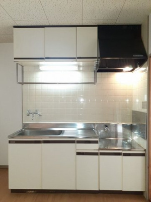 【キッチン】 | ヴィラ・シューロス