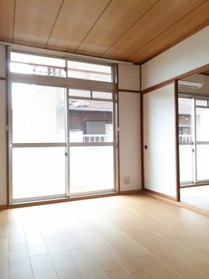 【洋室】 | ヴィラ・シューロス