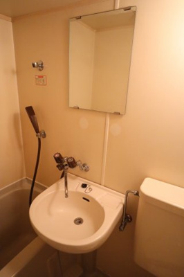 【設備】 | プレオール草尾 | 洗面台