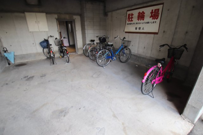 【その他共用部分】 | プレオール草尾 | 駐輪場