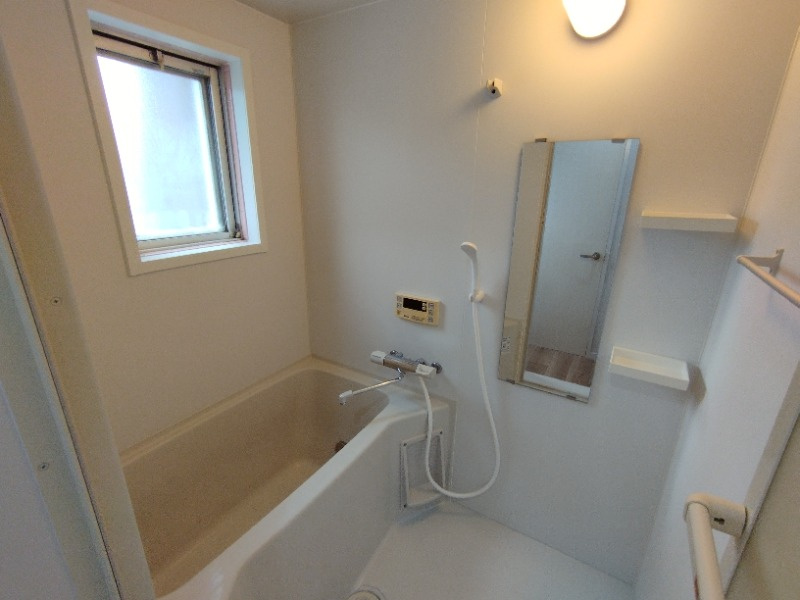 シャトー江口の浴室