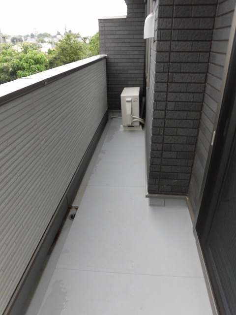 バースロケーションのバルコニー