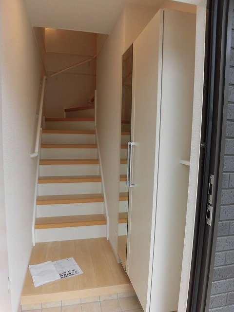 バースロケーションの玄関