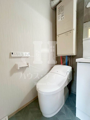 【トイレ】 | ラヴィージェ赤羽 | 落ち着いた色調のトイレです