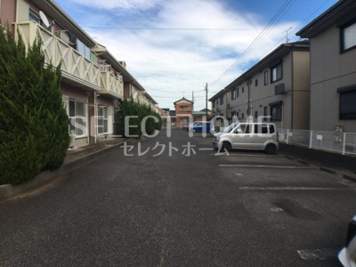 【駐車場】 | ウエスト長坂Ｃ | 駐車場です