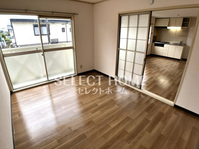 【居間・リビング】 | ウエスト長坂Ｃ | 使いやすいリビングです